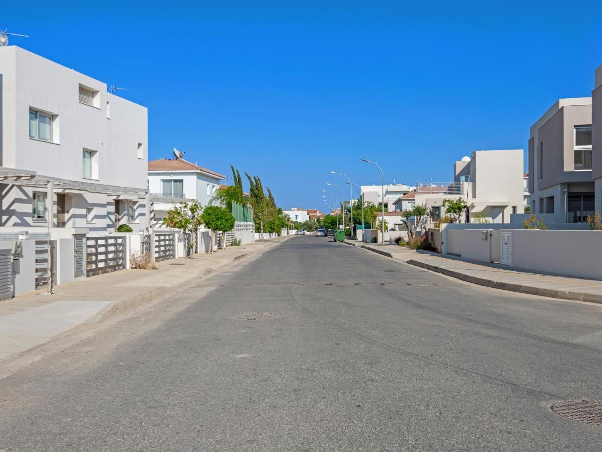 Sanders Mythical Blue Villas Paralímni Eksteriør bilde